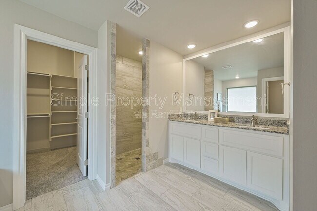 Building Photo - 3806 Palmetto Trail