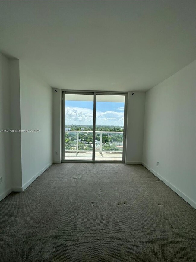 Building Photo - 4250 Biscayne Blvd