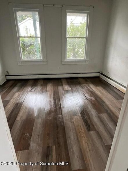 Building Photo - 126 N Lincoln Ave