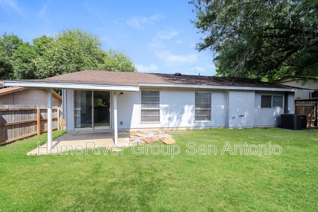 Building Photo - 714 Dana Dr