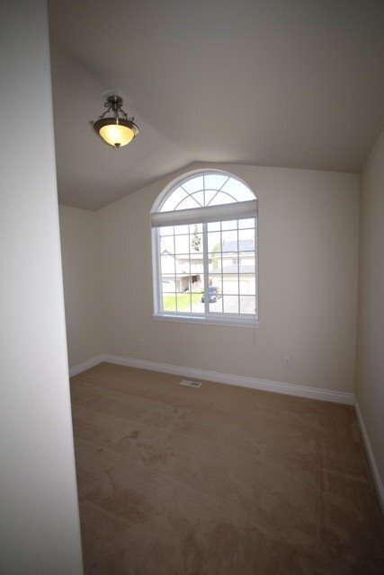 Building Photo - 3 Bedroom East Anchorage Condo!