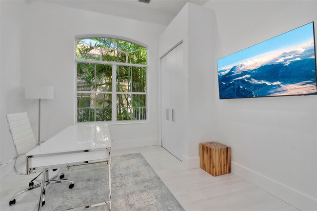 Building Photo - 4088 Briarcliff Cir