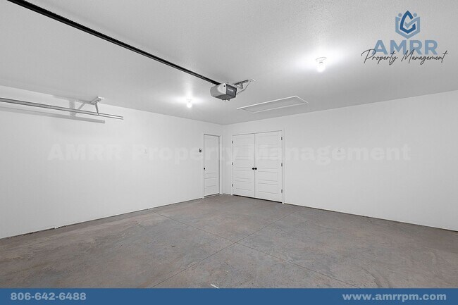 Building Photo - 1112 Pawpaw Pl