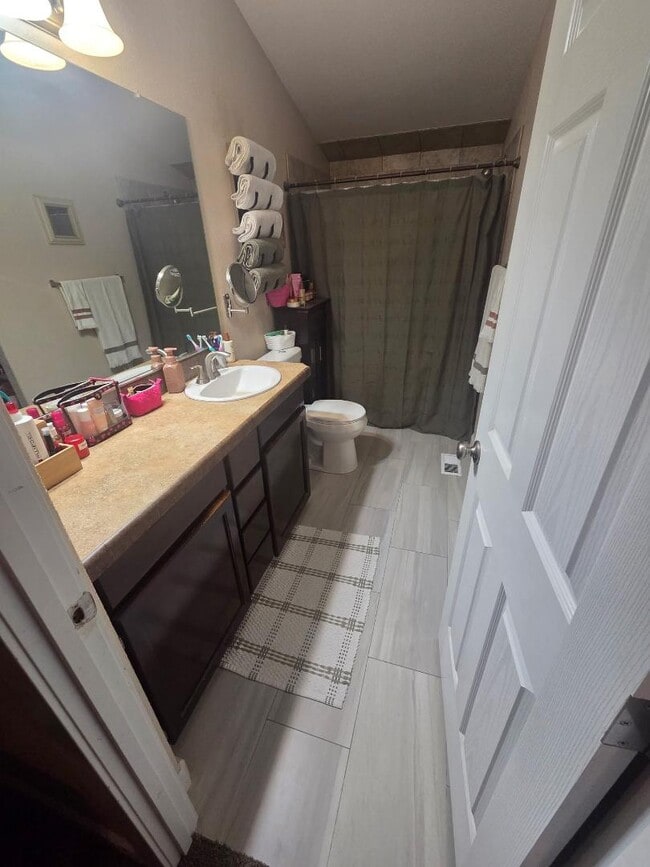 Building Photo - 2523 S 3460 W