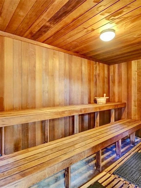 Building Photo - 1541 S Ocean Blvd