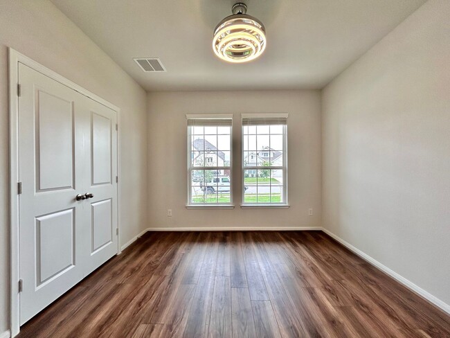 Building Photo - 208 Azalea Spgs Rd