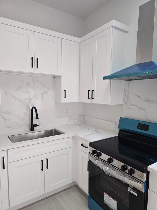 Building Photo - Beautiful cozy home in Garden Grove