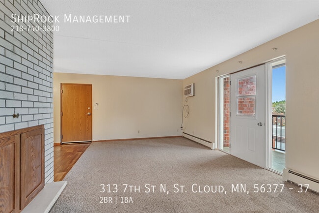 Building Photo - 313 7th St N