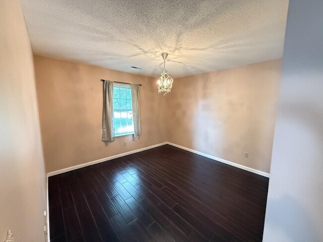 Building Photo - 3416 Alvin Dr