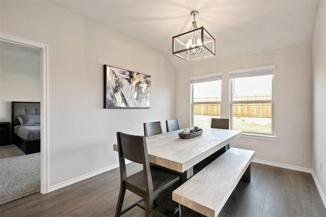 Building Photo - 813 Twin Edge Dr