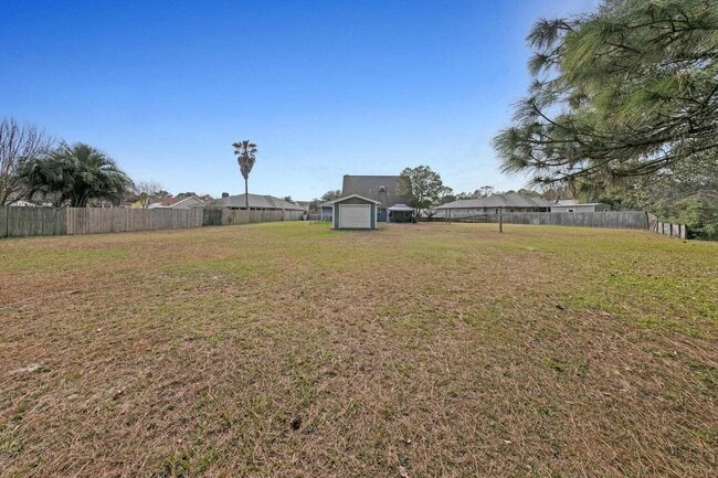 Building Photo - 2216 Calle De Pizzaro