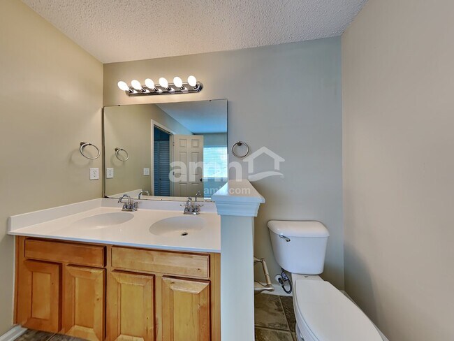 Building Photo - 5154 Torrey Ln