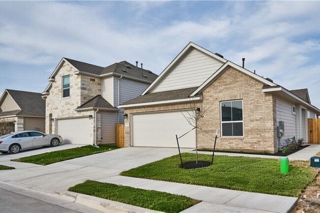 Building Photo - 816 Durness Dr