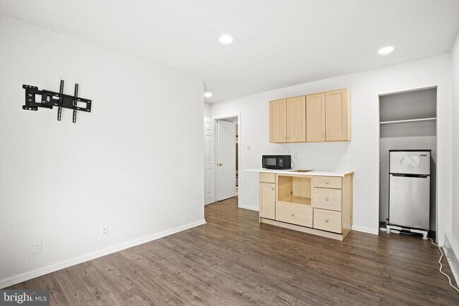 Building Photo - 18616 Pier Point Pl