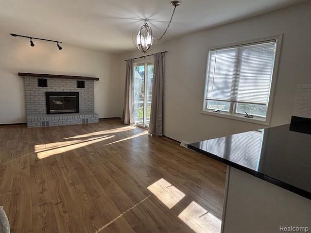 Building Photo - 2145 Lakeshire Dr