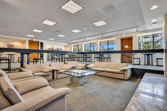 Building Photo - 140 Ocean Park Blvd