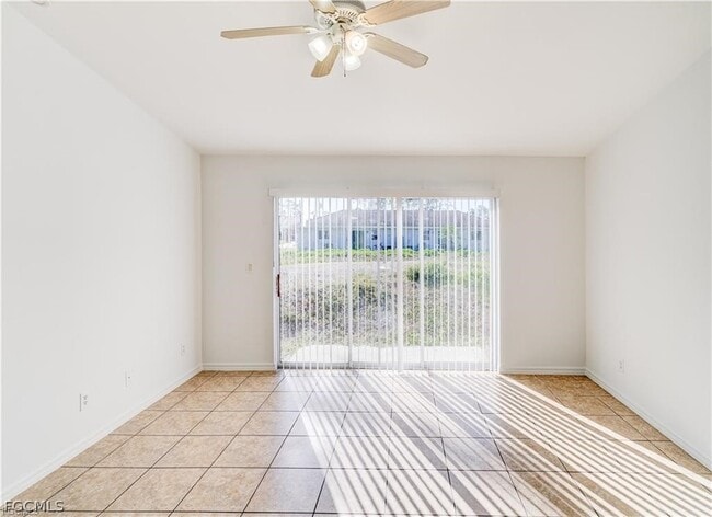 Building Photo - 2705 Matena Ave S