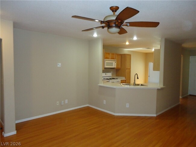 Building Photo - 7461 Ademar St
