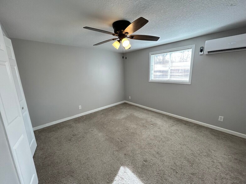 Building Photo - 2271 S Cost a Plenty Rd