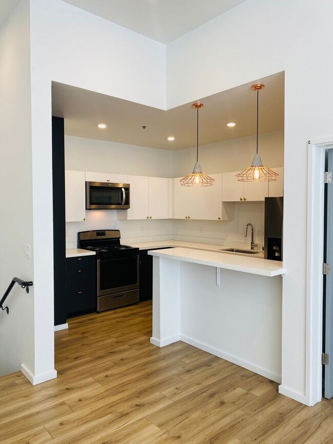 Interior Photo - The URBAN - Reserve for Summer 2026! Luxury Student Housing Complex, Individual and group lease o...