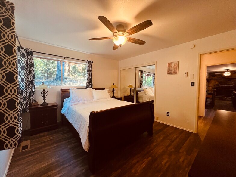 Building Photo - 1637 Rawhide Dr