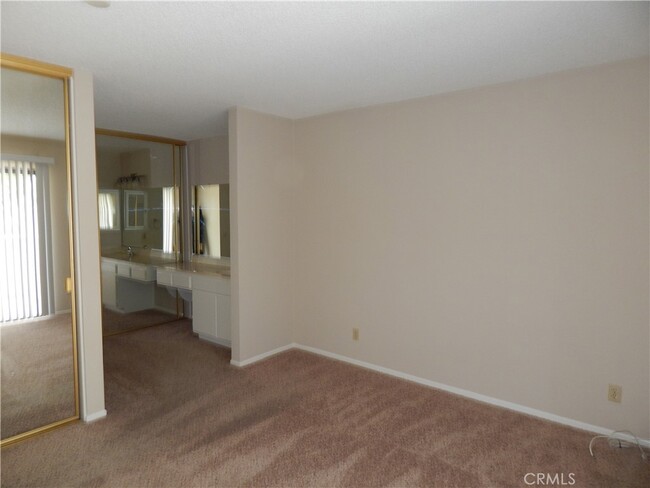Building Photo - 7703 Riverdale Wy
