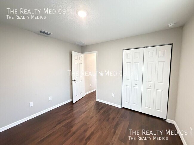 Building Photo - 13585 SW 42 Ave