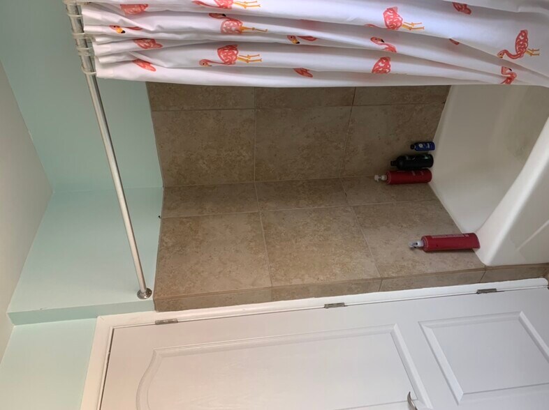 Building Photo - 1331 E Purdue Ave