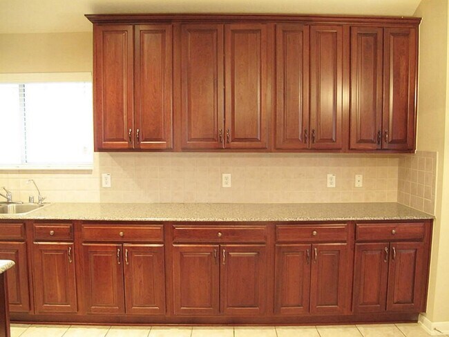 Building Photo - 2311 Enchanted Park Ln