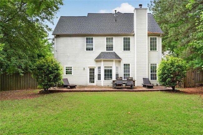 Building Photo - 3380 Serenade Ct