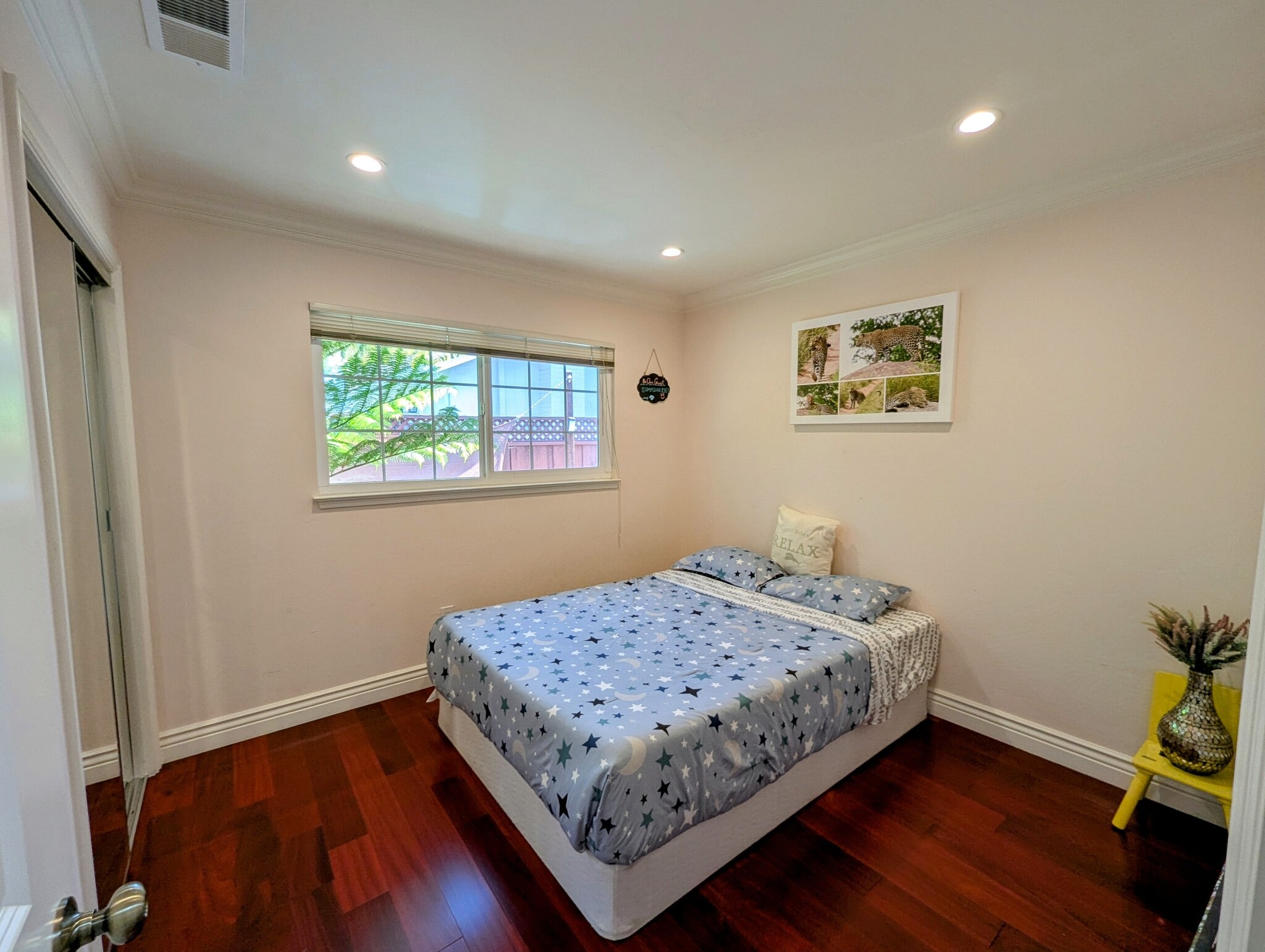 Building Photo - 2357 Stanford Pl
