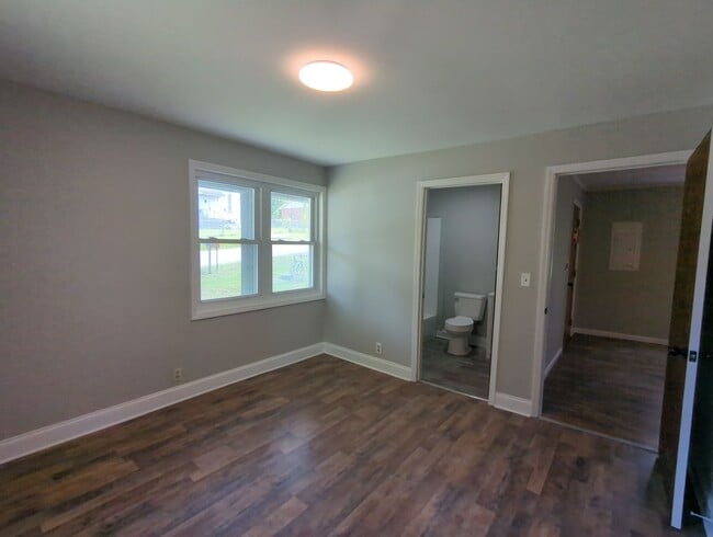 Building Photo - 3-Bedroom House in Ooltewah