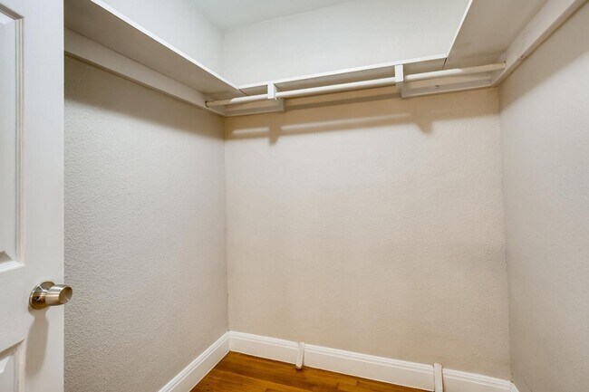 Building Photo - Location, Location, Location! Updated one story home with charm and modern conveniences
