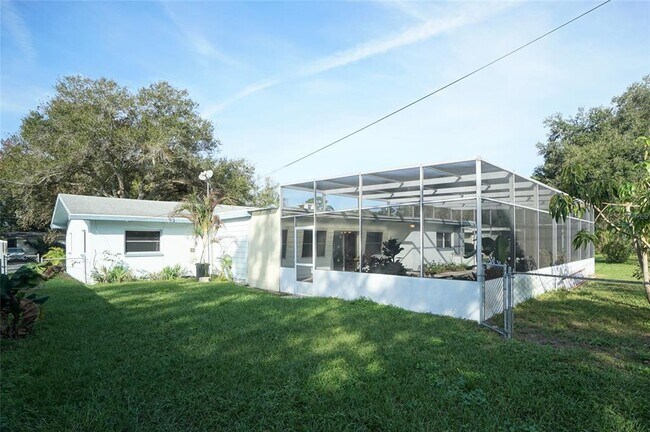 Building Photo - 1761 Cardinal Dr