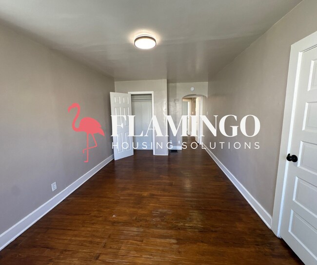 Building Photo - Charming 2 Bedroom, 1 Bath Home – Refinished Hardwood Floors, Detached Garage & More!
