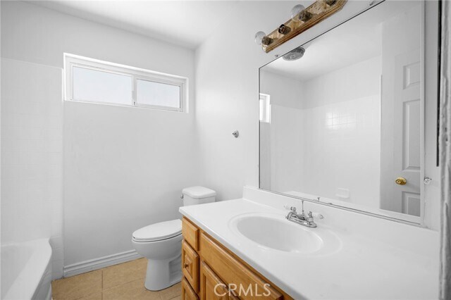 Building Photo - 17463 Vanowen St
