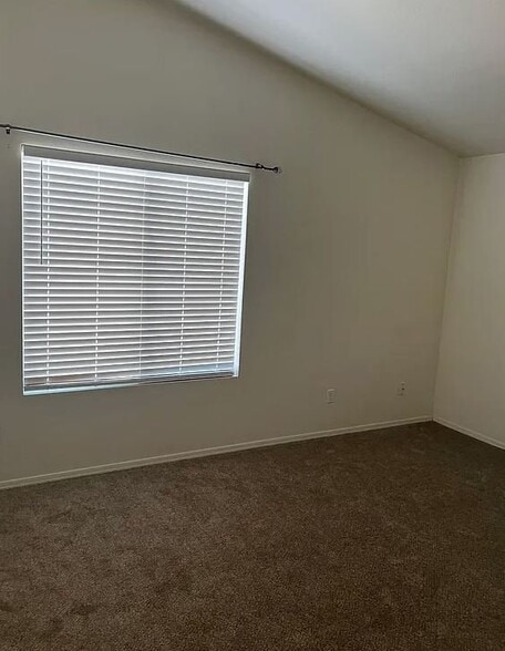 Building Photo - 9375 E Yogo Sapphire Ln