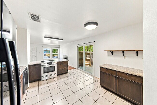 Building Photo - Ask about current rent incentives and specials being offered and book your self guided tour today.