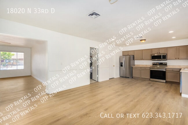 Building Photo - 18020 N 33rd Dr