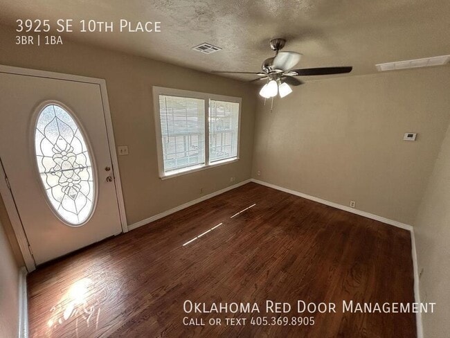 Building Photo - 3925 SE 10th Pl