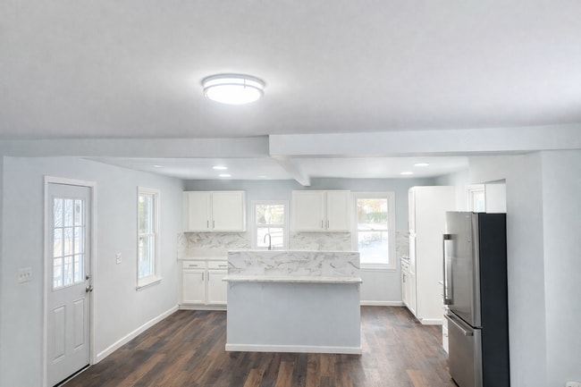 Building Photo - 59 West Ave