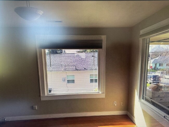 Building Photo - Charming Mount Vernon 3 Bed Two Bath