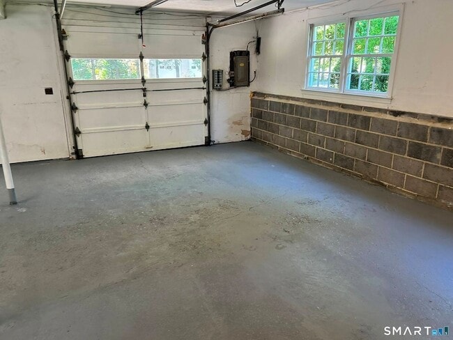 Building Photo - 113 Dogwood Ln