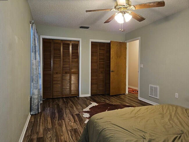 Building Photo - Charming 2 Bed, 2 Bath Home for Rent in Sp...