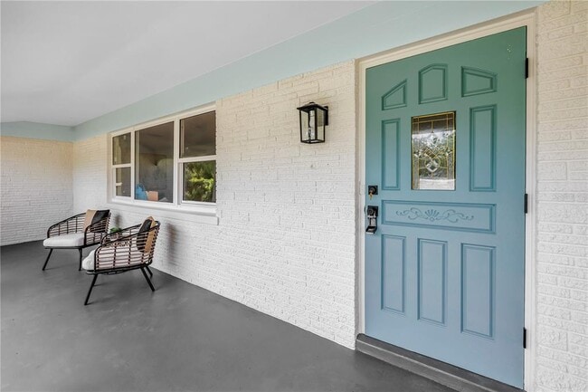 Building Photo - 6161 35th Ave N