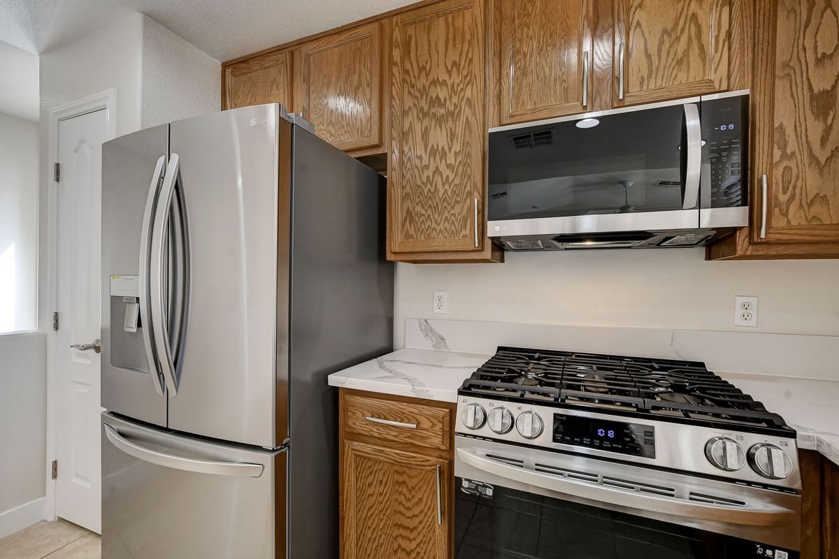 Building Photo - 7320 Camrose Ridge Pl
