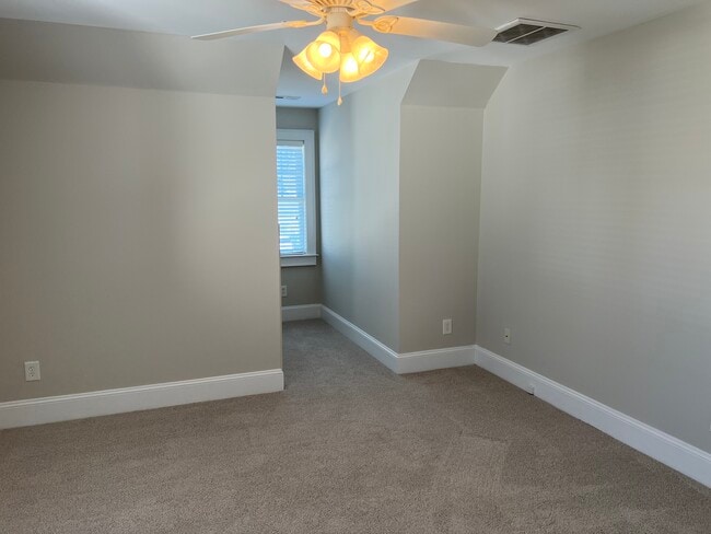 NEW Carpet - 107 Beth Eden Ct
