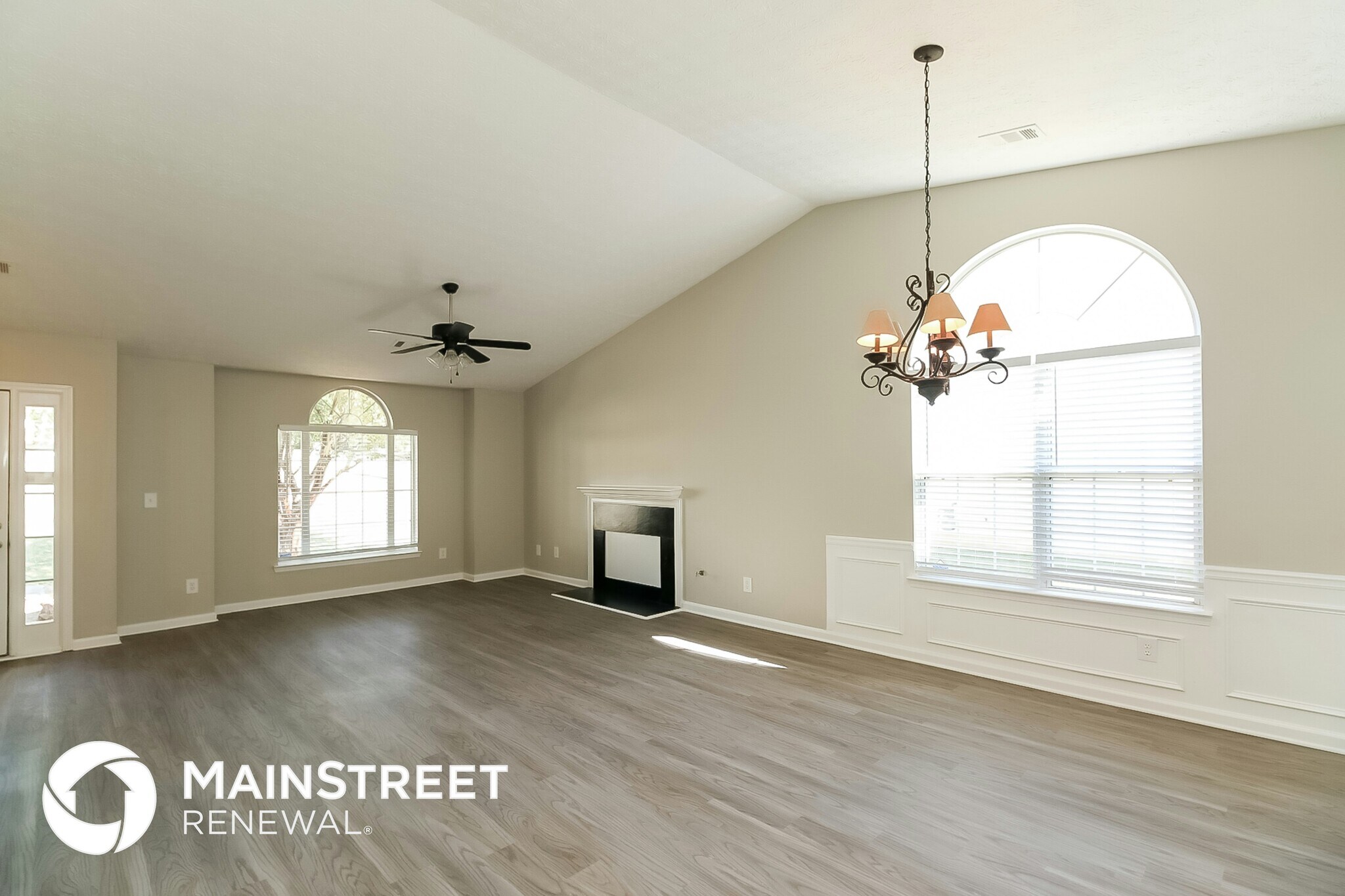 Building Photo - 6695 Emerald Pointe Cir