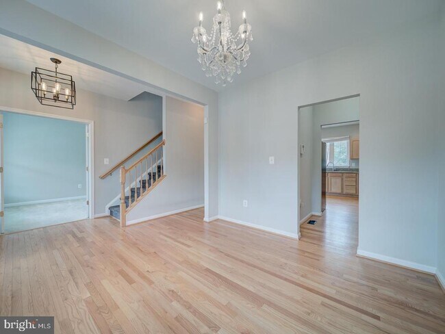 Building Photo - 6311 Hot Spring Ln