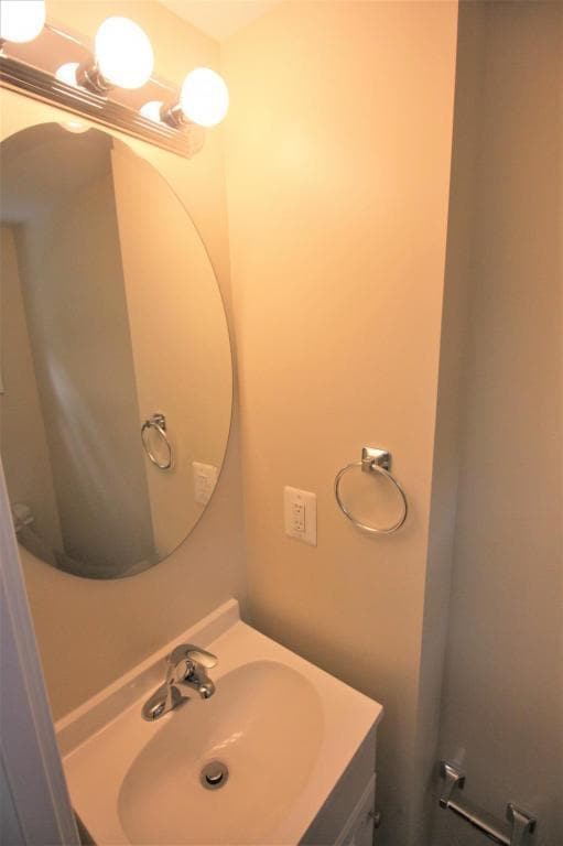 Building Photo - 10717 Maple St